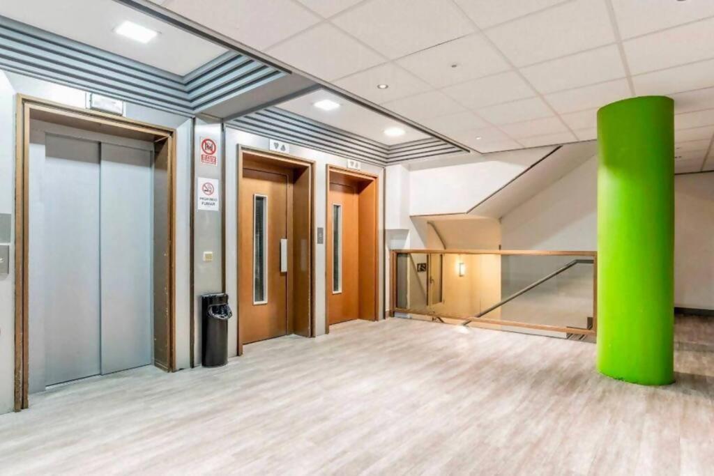 New Apt In The Heart Of Madrid Ngoại thất bức ảnh